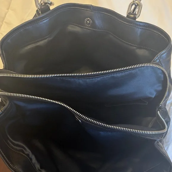 Coach Chelsea Jayden black Leather Handbag - Picture 5 of 7